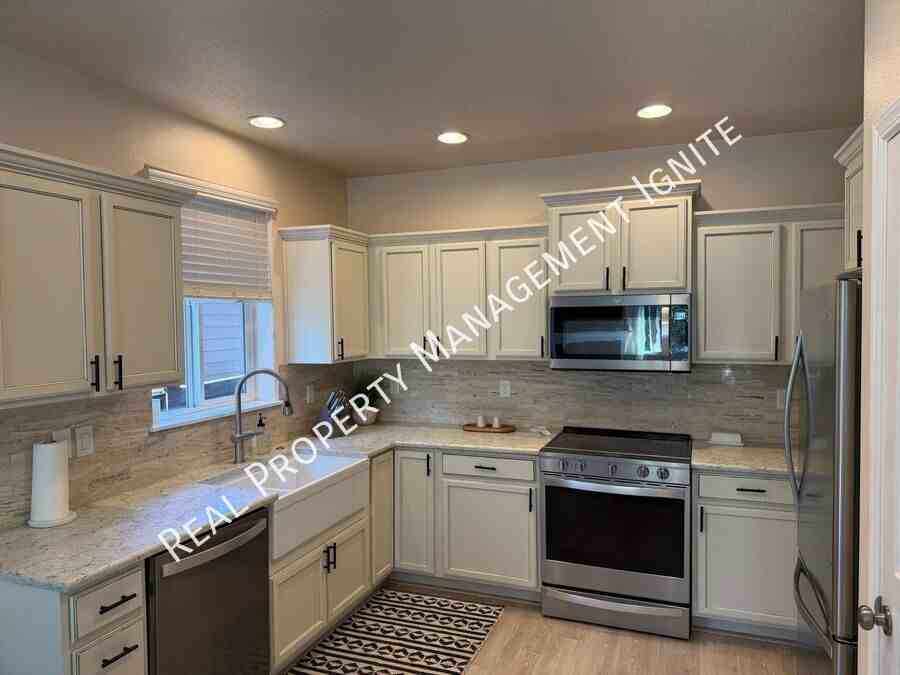 61203 Snowbrush Dr - Photo 2 of 20