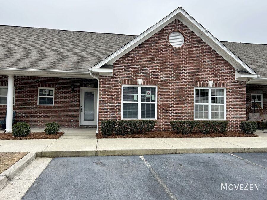 325 Hibiscus Way - Photo 4 of 26