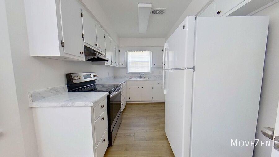 1209 Sidney Dr - Photo 4 of 41