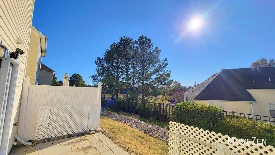 2608 Vega Ct - Photo 4 of 45