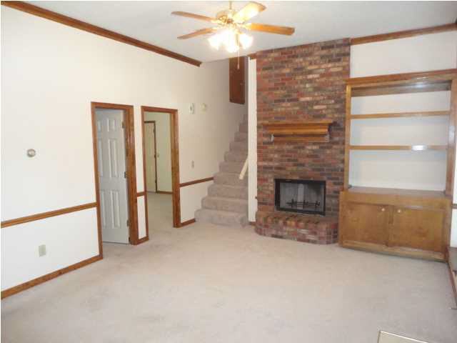 5081 Womack Dr - Photo 3 of 5