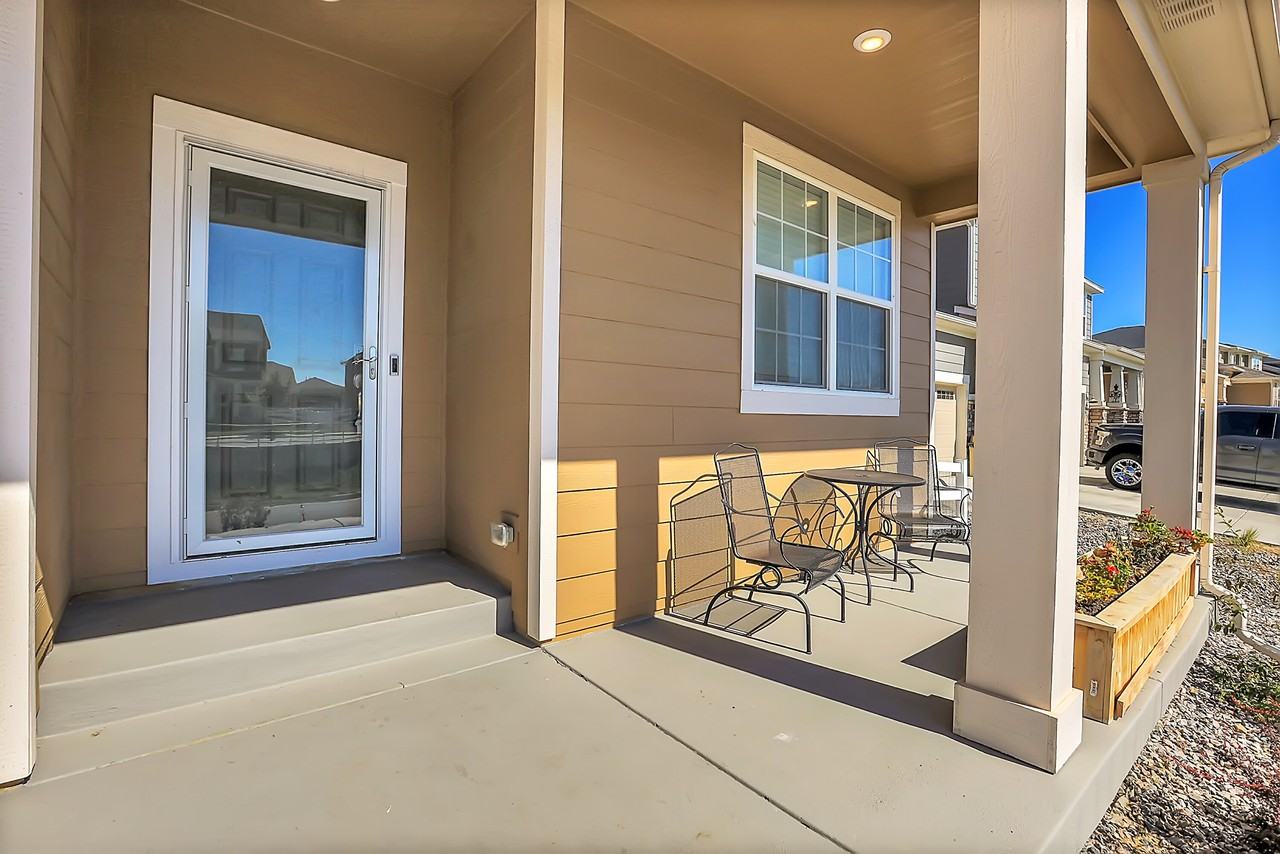 997 Goldenrod Pkwy - Photo 3 of 32