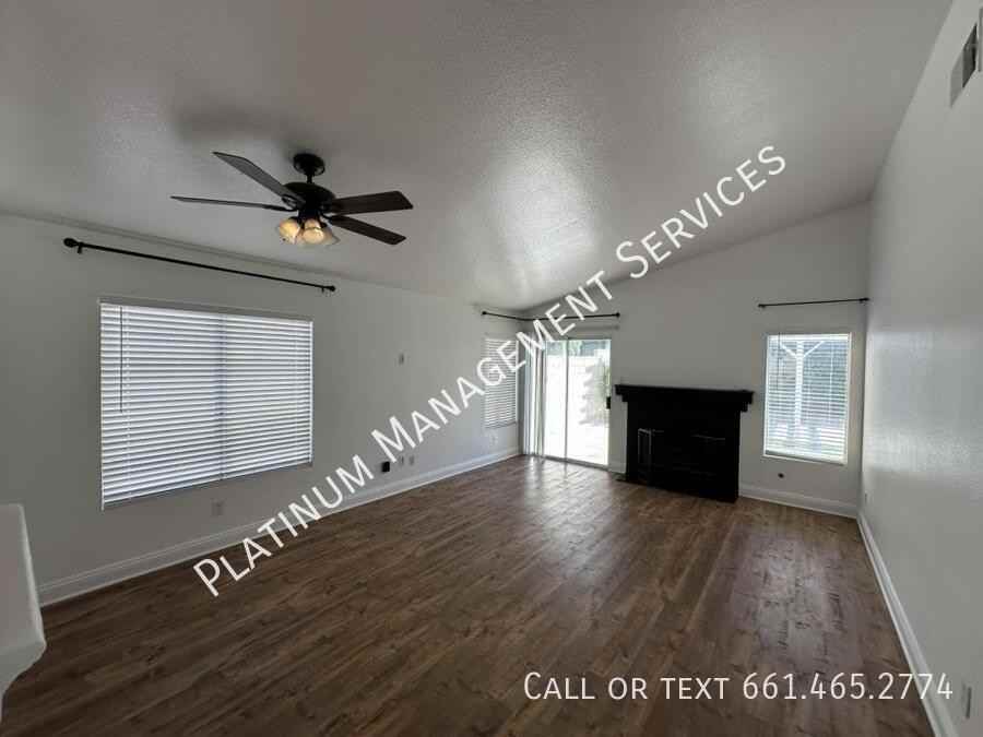 45712 Saint Andrews St - Photo 3 of 17