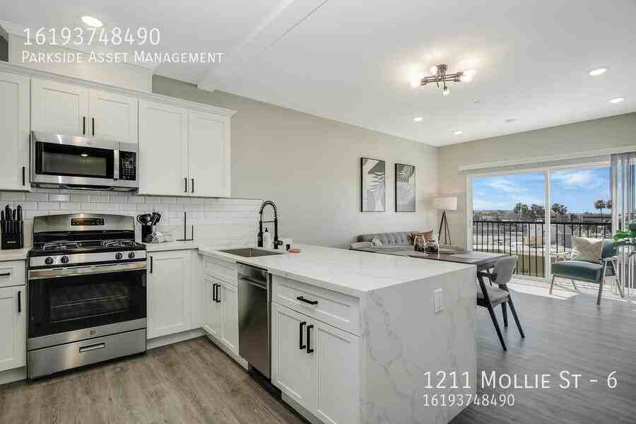 1211 Mollie St #6 - Photo 5 of 17