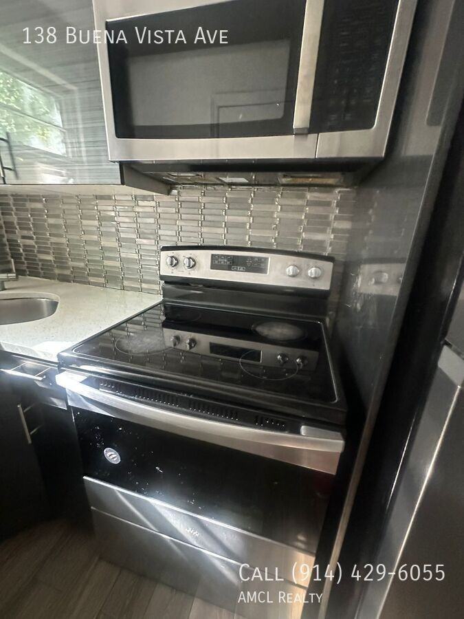 138 Buena Vista Ave - Photo 5 of 12