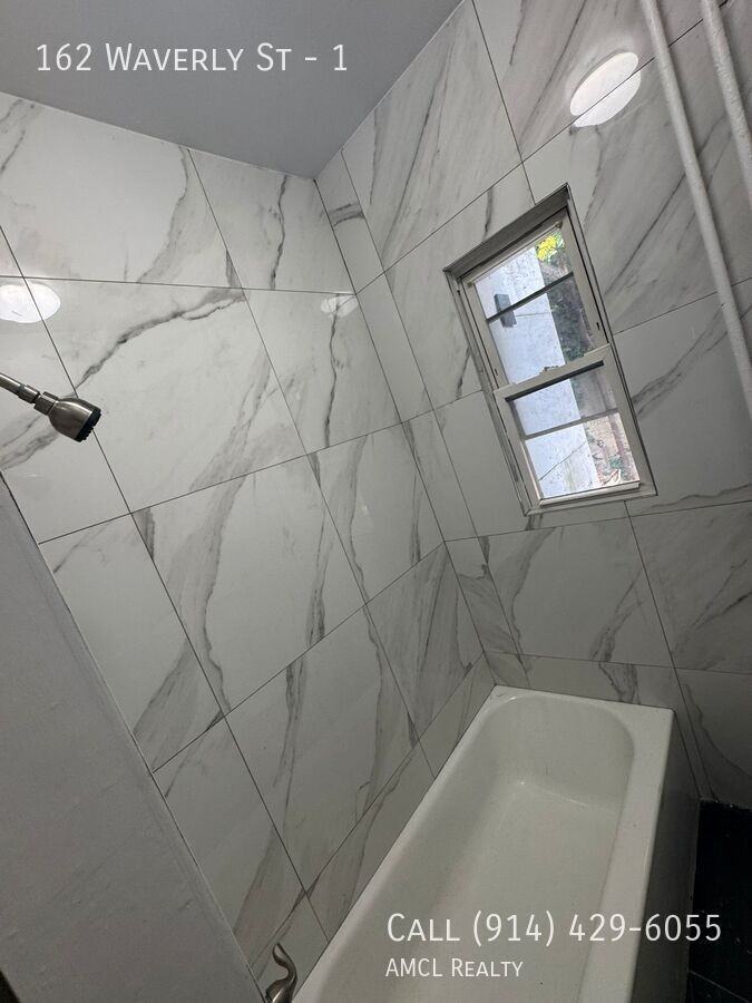 162 Waverly St #1 - Photo 3 of 18