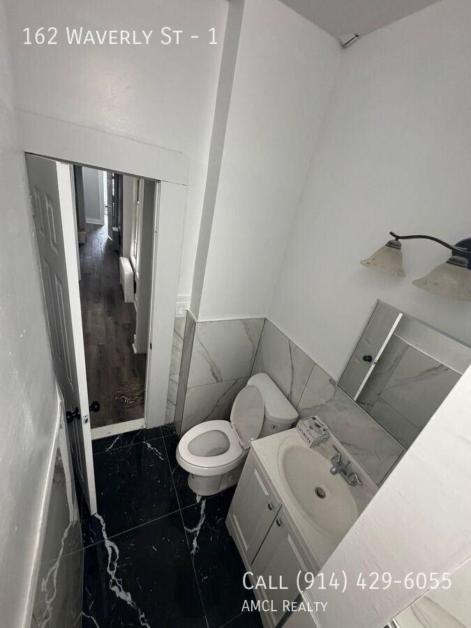 162 Waverly St #1 - Photo 5 of 18