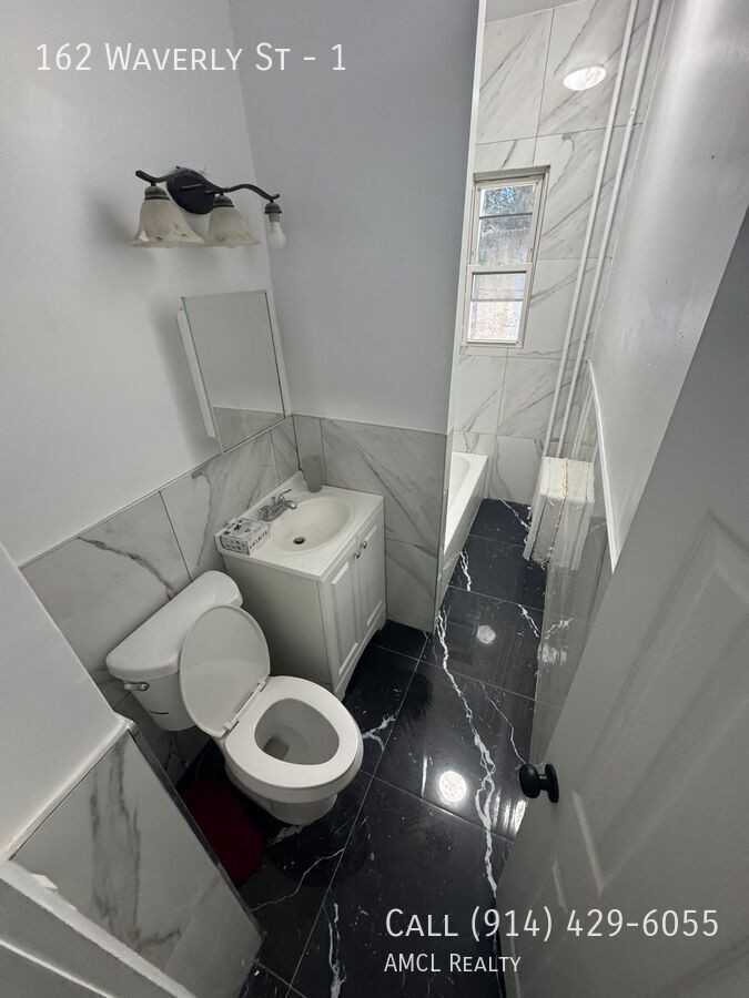 162 Waverly St #1 - Photo 6 of 18