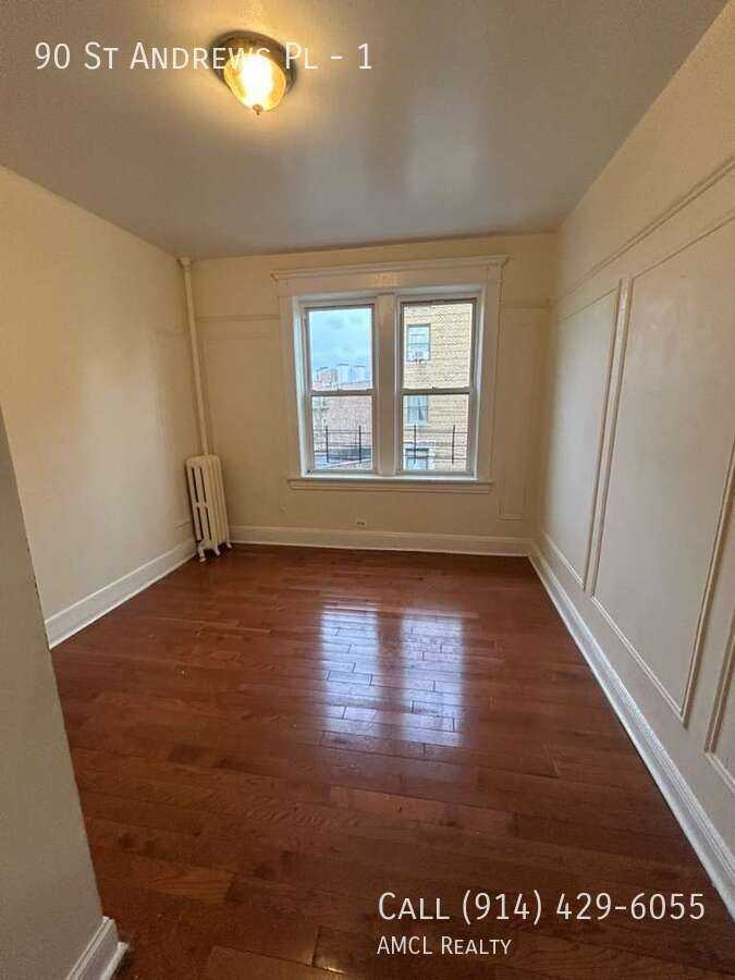 90 Saint Andrews Pl #1 - Photo 5 of 10