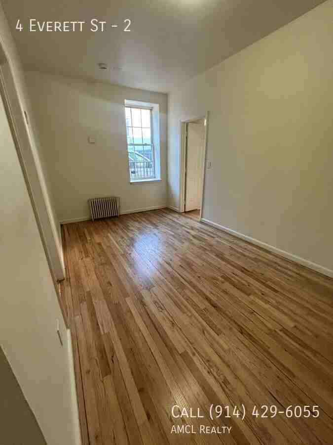 4 Everett St #2 - Photo 3 of 9