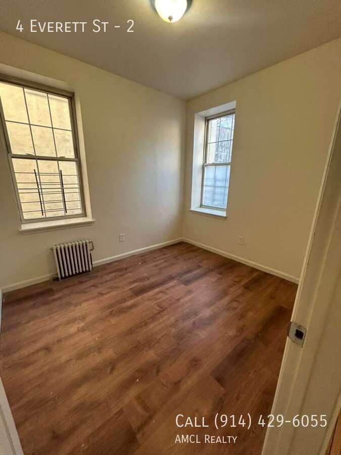 4 Everett St #2 - Photo 7 of 9