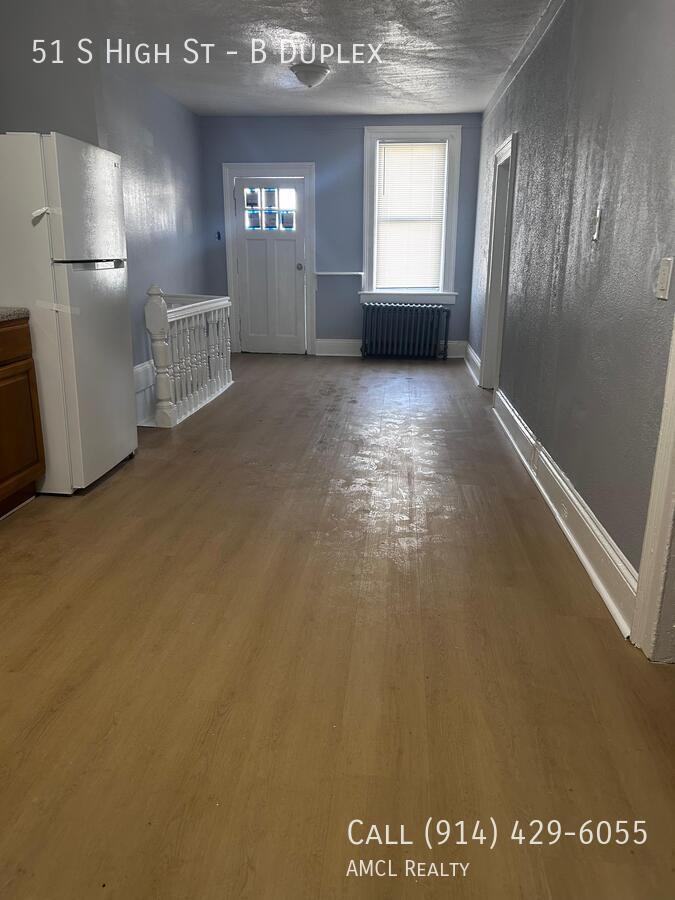 51 S High St - Photo 2 of 8