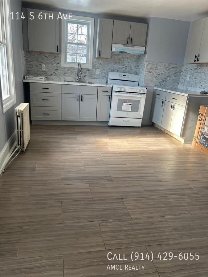 114 S 6th Ave - Photo 3 of 11