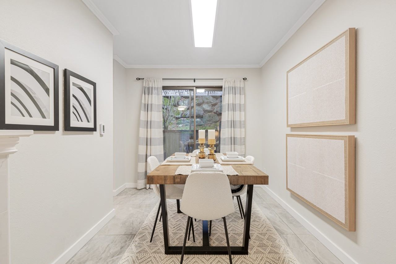 10509 Ne 32nd Pl #B104 - Photo 2 of 27