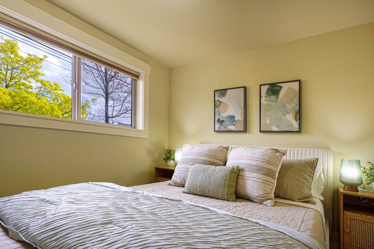 8415 Linden Ave N - Photo 7 of 50