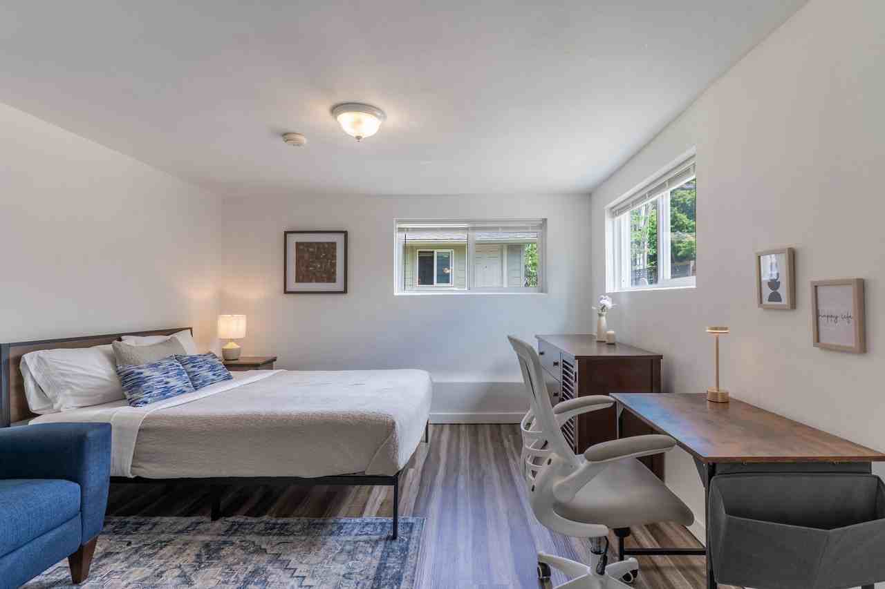 9021 8th Ave S - Photo 4 of 27