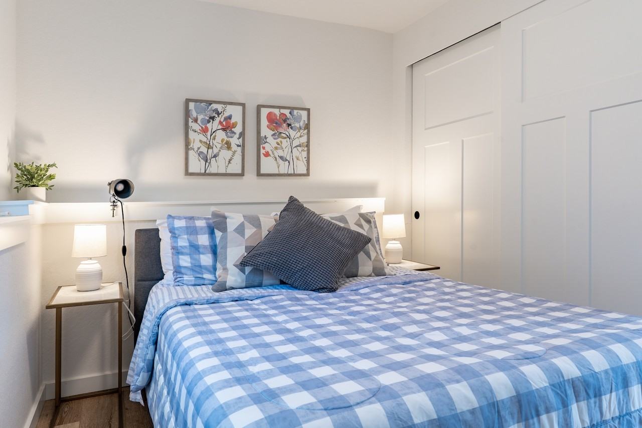 906 N 101st St - Photo 6 of 23