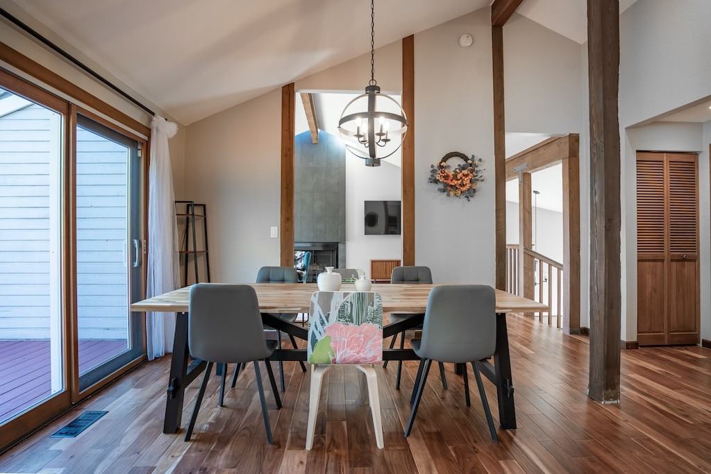 242 W Lake Sammamish Pkwy Se - Photo 2 of 43