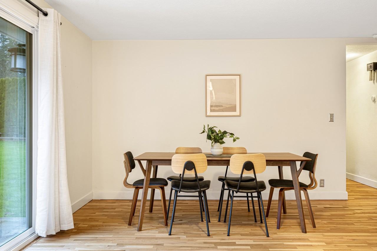 11641 204th Ave Ne - Photo 4 of 30