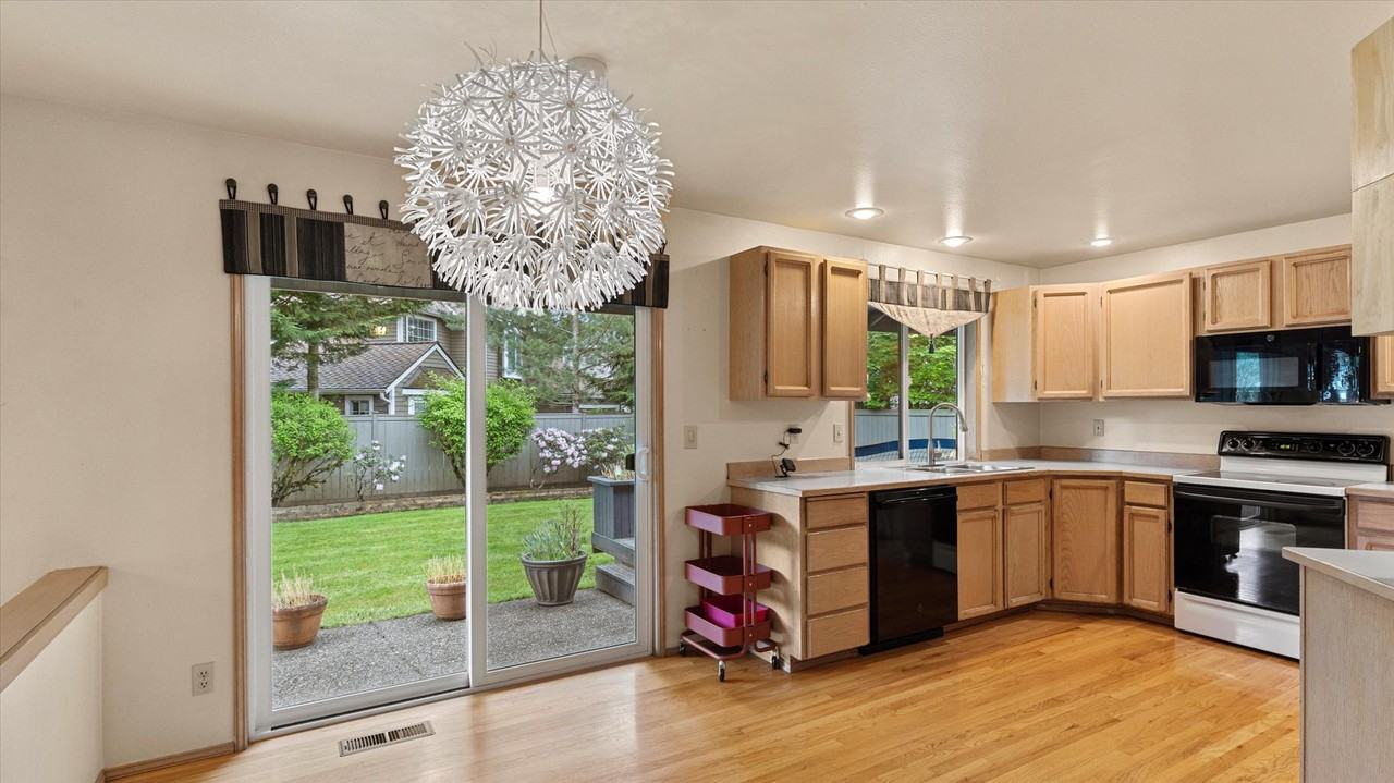 24609 Se 45th Way - Photo 4 of 42