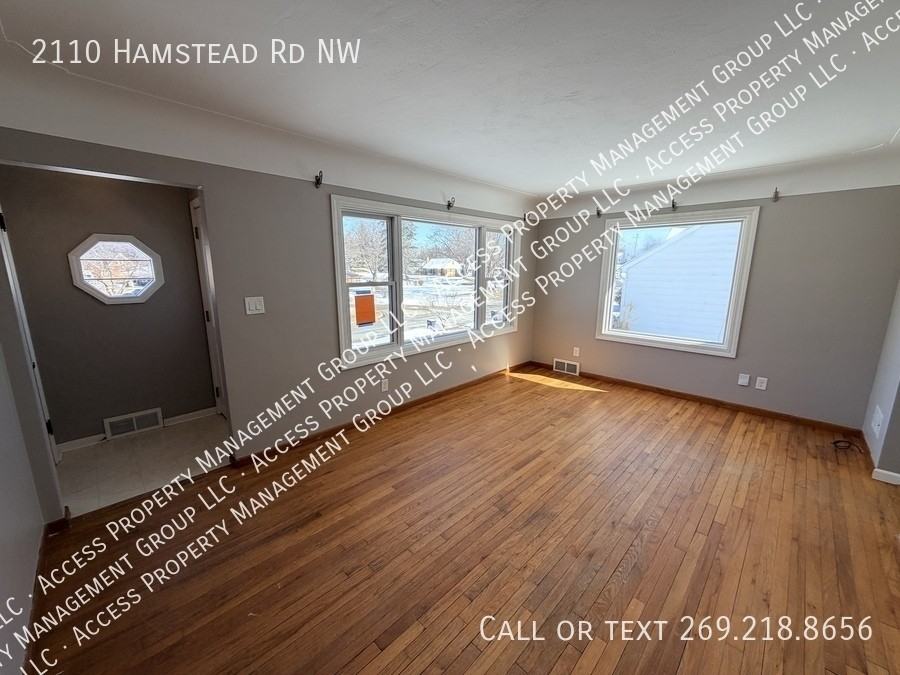 2110 Hamstead Rd Nw - Photo 4 of 27