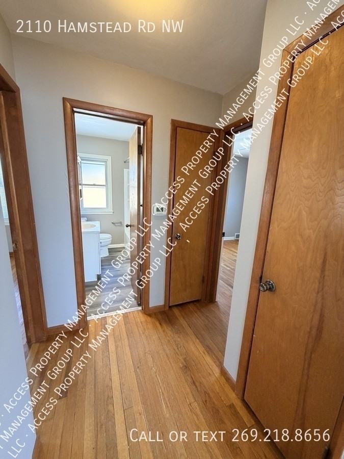 2110 Hamstead Rd Nw - Photo 7 of 27