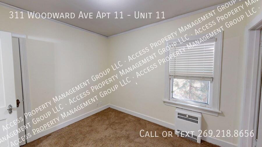 311 Woodward Ave Apt 11 #11 - Photo 6 of 34