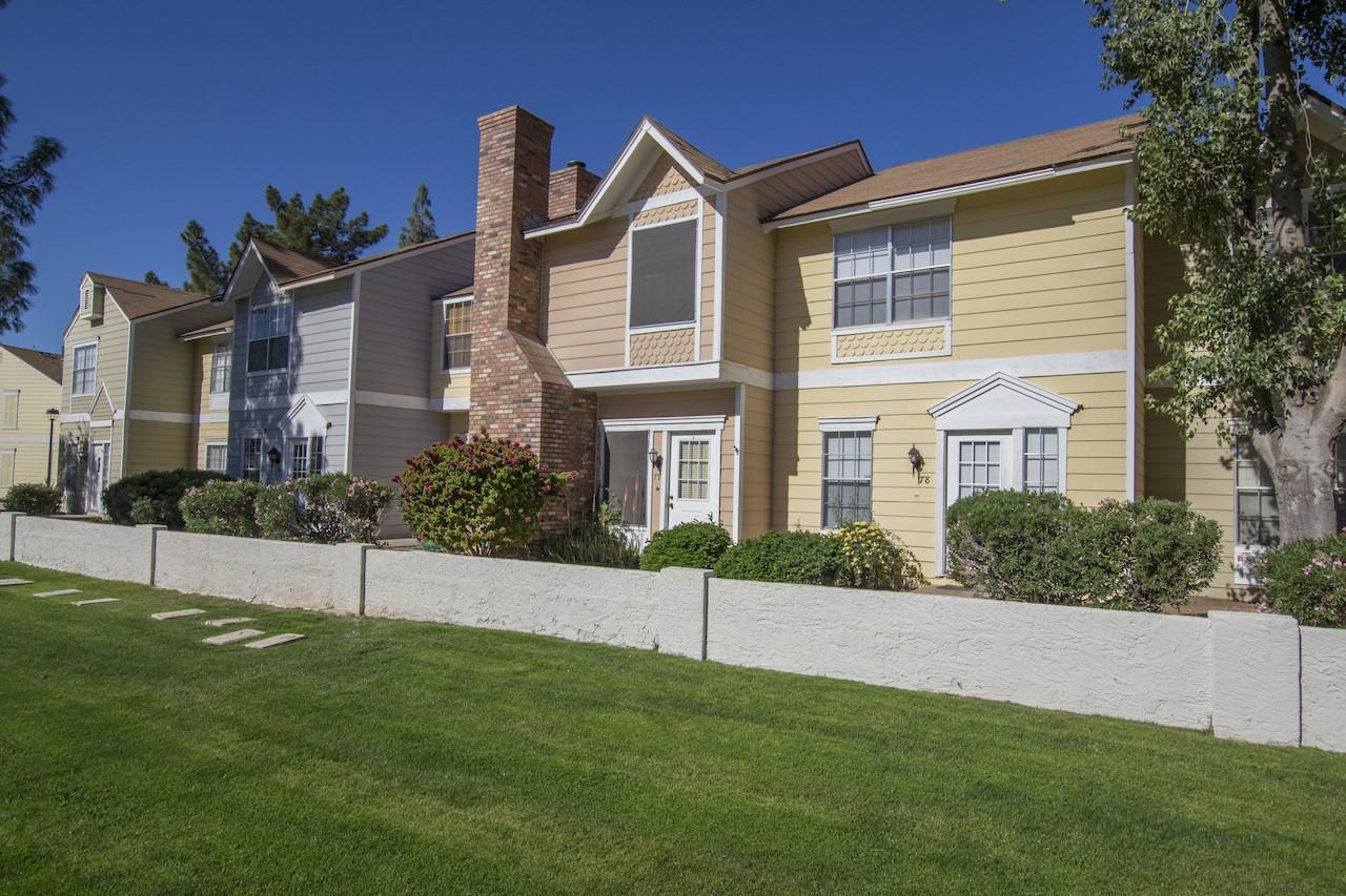 1970 N Hartford St #78