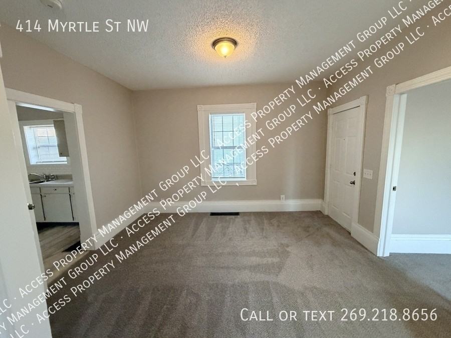 414 Myrtle St Nw - Photo 3 of 30