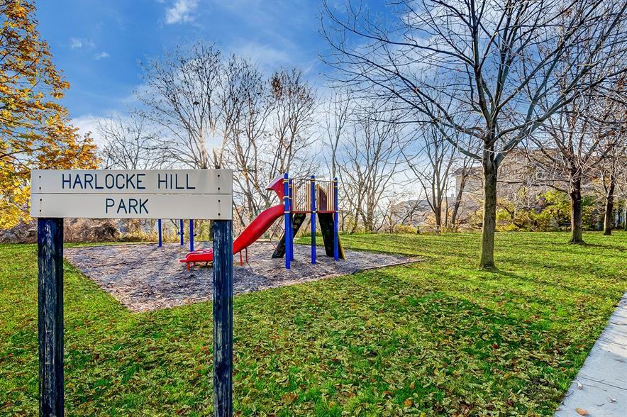 915 Harlocke St #5 - Photo 3 of 23