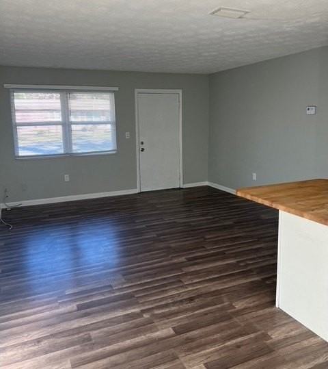 138 Ne Alpha Ter - Photo 2 of 17