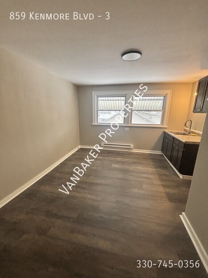 859 Kenmore Blvd #3 - Photo 3 of 10