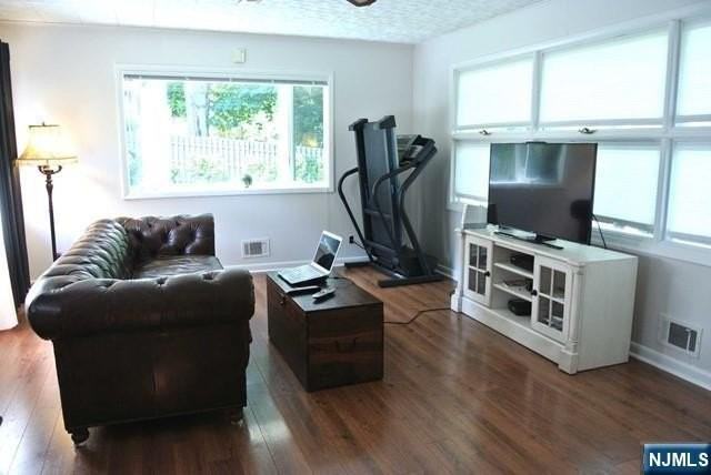 25 Glenview Ter - Photo 5 of 15