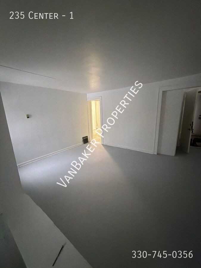 235 Center Rd #1 - Photo 4 of 6