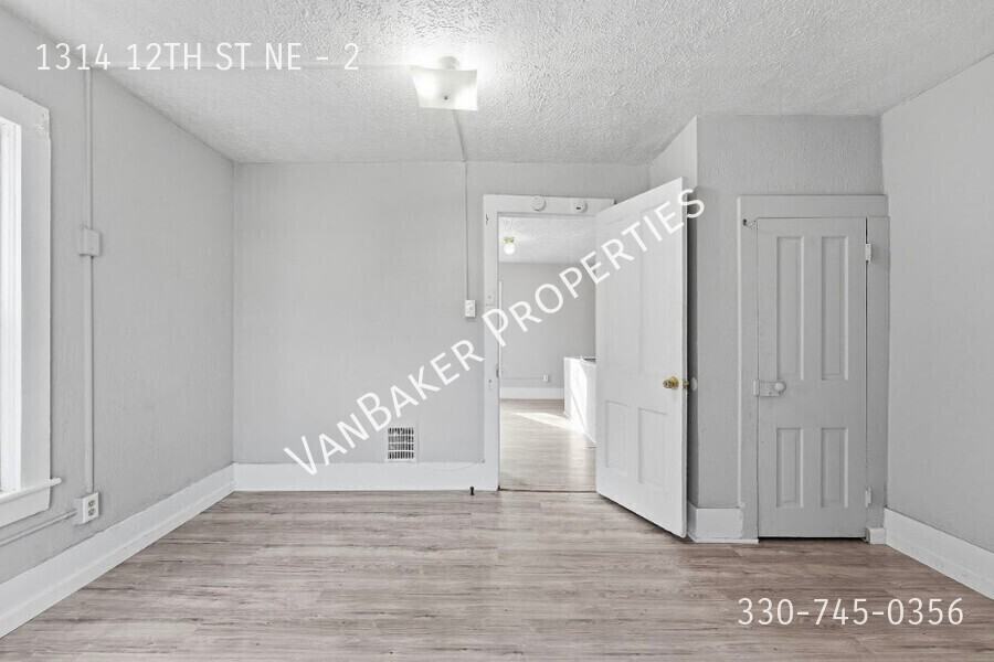 1314 12th St Ne #2 - Photo 3 of 9