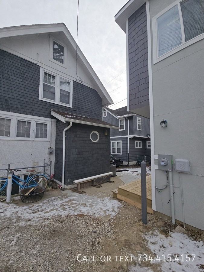 536 Walnut St Apt 1 #1 - Photo 4 of 34