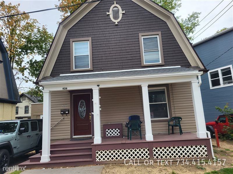 926 Greenwood Ave - Photo 3 of 48