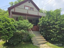 featured image of 110 E Summit St