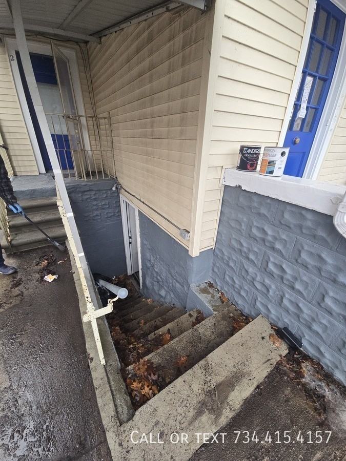 906 Packard St #1 - Photo 2 of 23