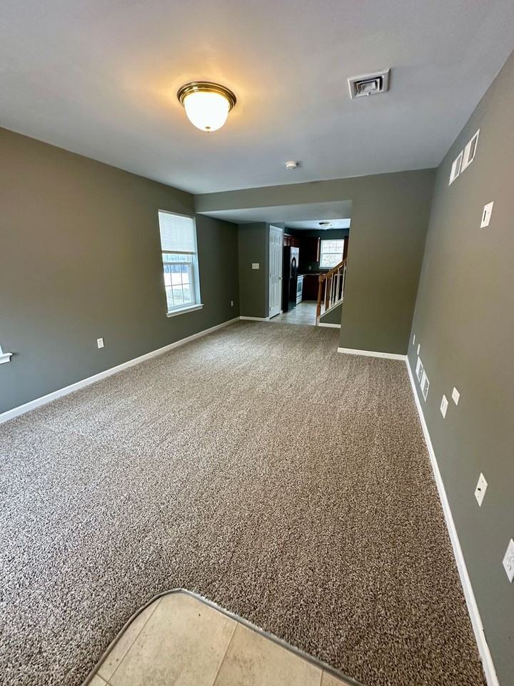 2060 Market Street Ext - Photo 2 of 12