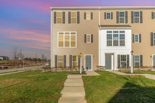 3246 Parade St - Photo 1 of 1