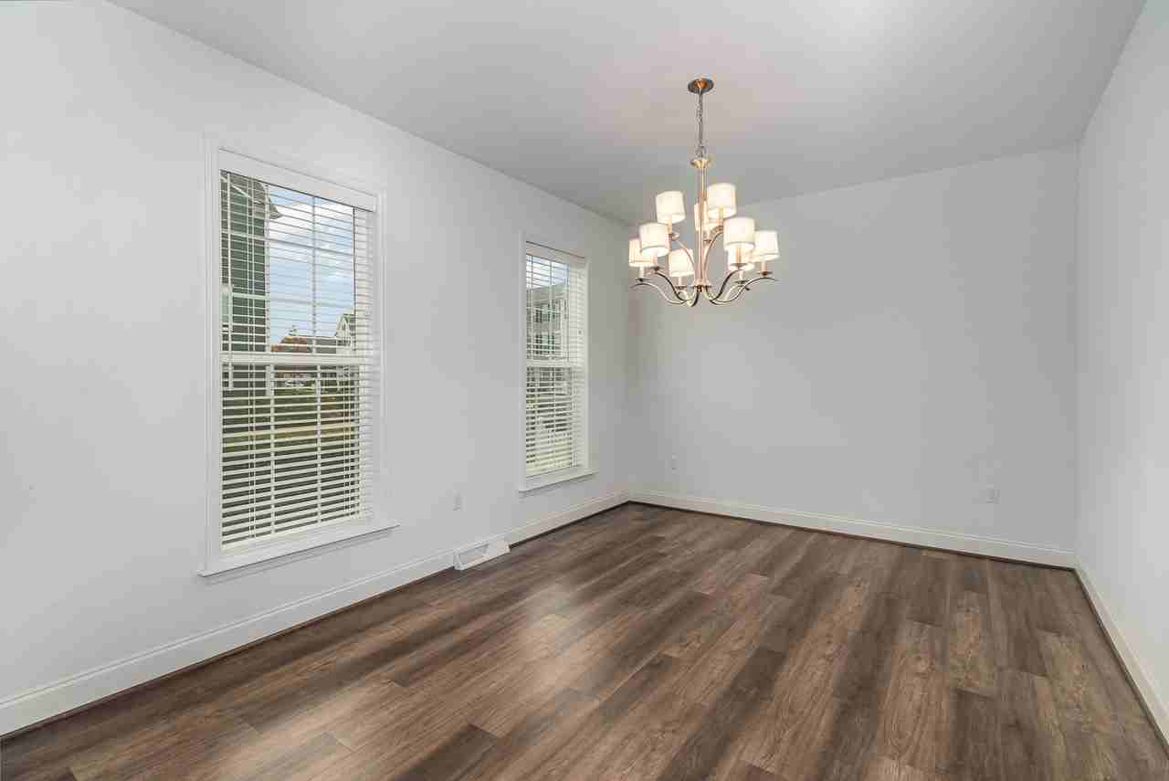 66 Avery Way - Photo 5 of 35