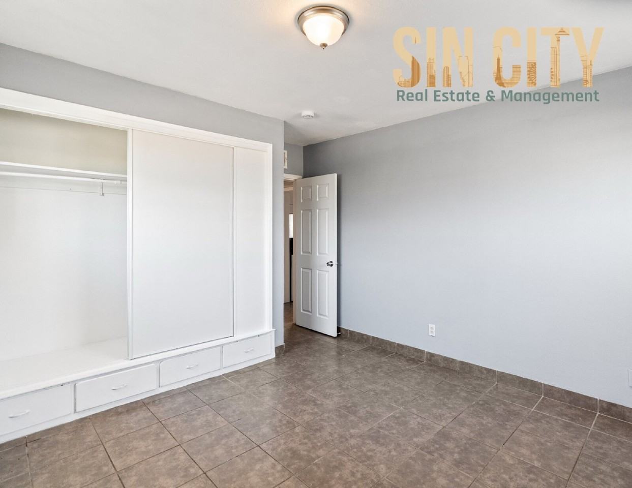 238 W Cleveland Ave #C - Photo 5 of 20