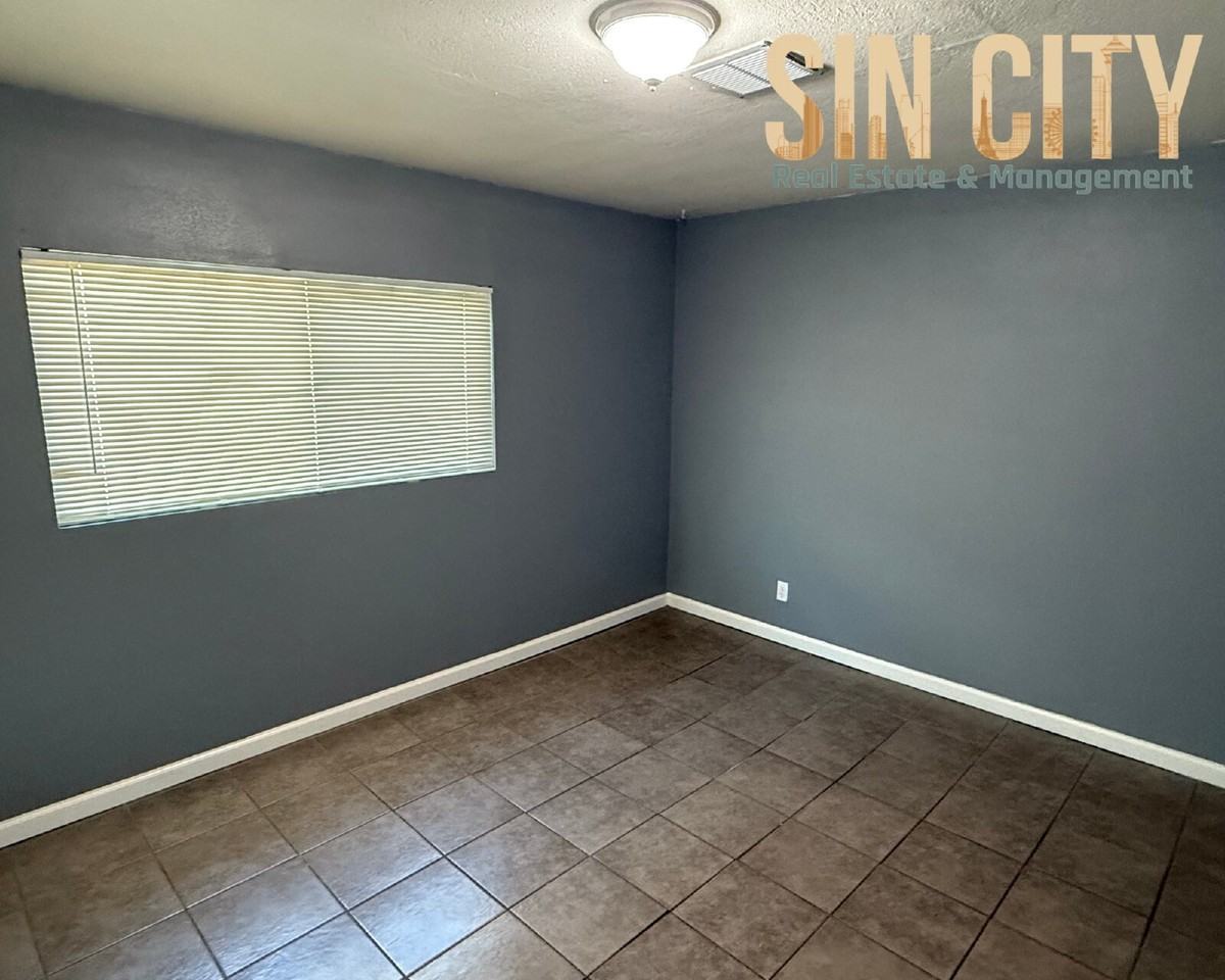 238 W Cleveland Ave #E - Photo 6 of 18