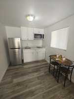 featured image of 306 W Lewis St #4