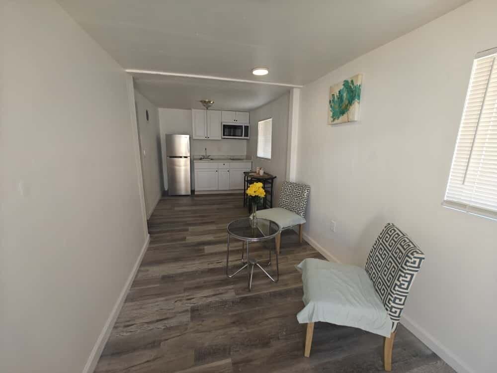 306 W Lewis St #4 - Photo 5 of 6