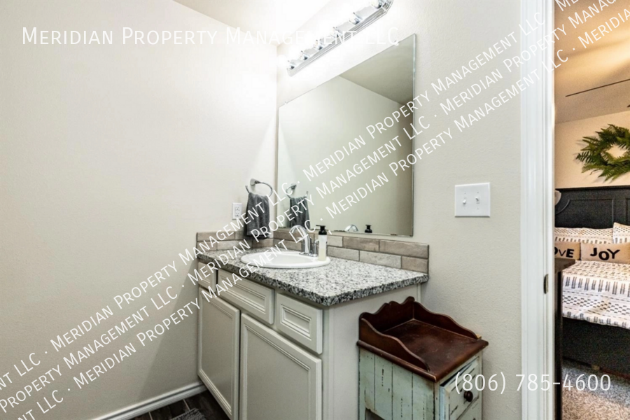 7456 104th St - Photo 2 of 16