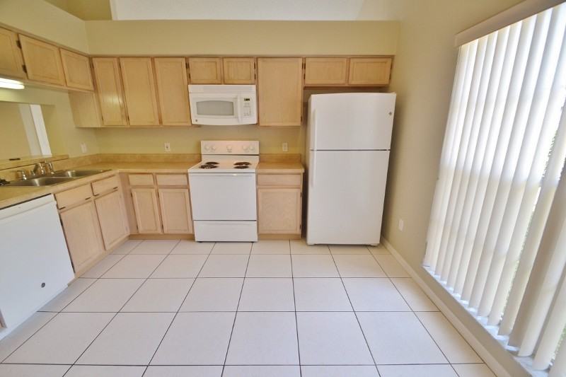 8443 Fort Thomas Way - Photo 2 of 17