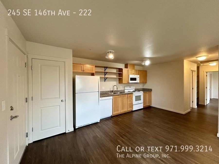 245 Se 146th Ave #222 - Photo 3 of 38