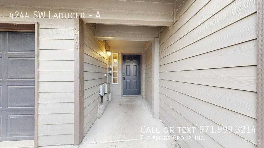 4244 Sw Laducer Pl #A - Photo 4 of 20